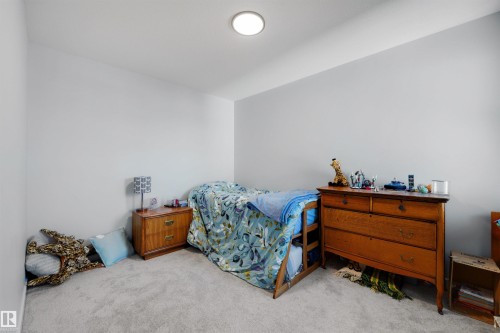 61 Penn Place, Spruce Grove, AB - Indoor Photo Showing Bedroom