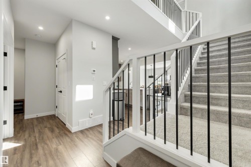 61 Penn Place, Spruce Grove, AB - Indoor Photo Showing Other Room