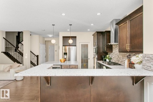 22713 94A Avenue Nw, Edmonton, AB 