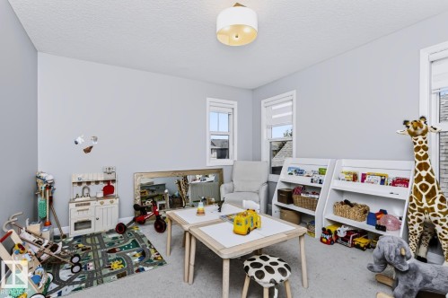 22713 94A Avenue Nw, Edmonton, AB 