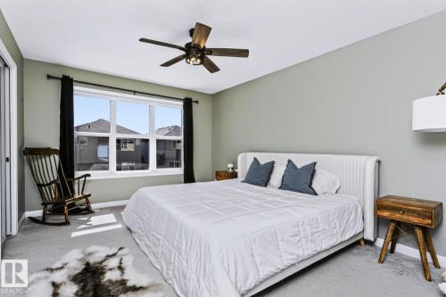 22713 94A Avenue Nw, Edmonton, AB 