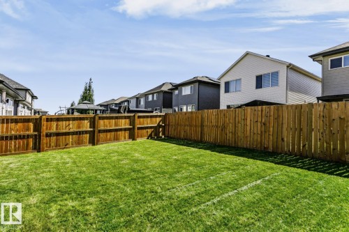 22713 94A Avenue Nw, Edmonton, AB 