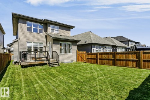 22713 94A Avenue Nw, Edmonton, AB 
