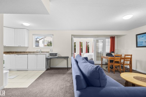 407 Brintnell Boulevard Nw, Edmonton, AB - Indoor