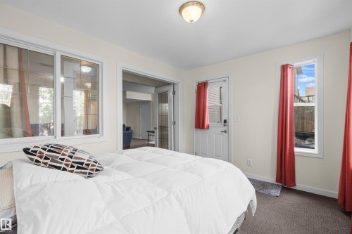 407 Brintnell Boulevard Nw, Edmonton, AB - Indoor Photo Showing Bedroom