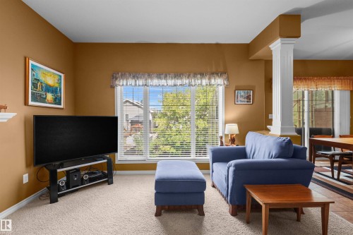 407 Brintnell Boulevard Nw, Edmonton, AB - Indoor Photo Showing Living Room