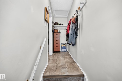 3516 117A Street Nw, Edmonton, AB - Indoor Photo Showing Other Room