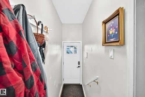 3516 117A Street Nw, Edmonton, AB - Indoor With Storage