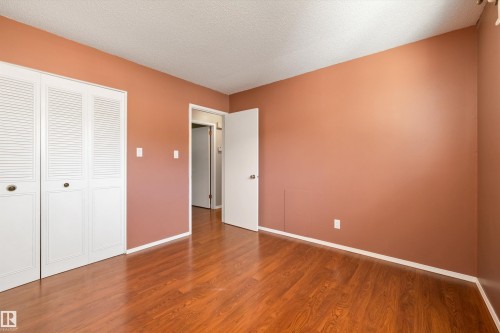 56 Flagstone Crescent, St. Albert, AB - Indoor Photo Showing Other Room