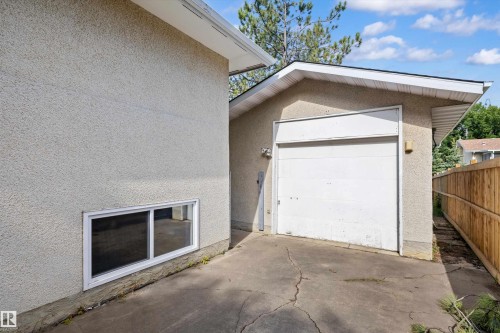56 Flagstone Crescent, St. Albert, AB - Outdoor With Exterior