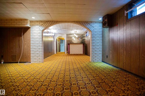 Image quality insufficient for description - 11131 52 Street Nw, Edmonton, AB - Indoor Photo Showing Other Room