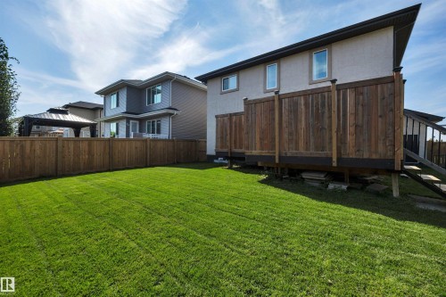 3812 Triomphe Boulevard, Beaumont, AB - Outdoor