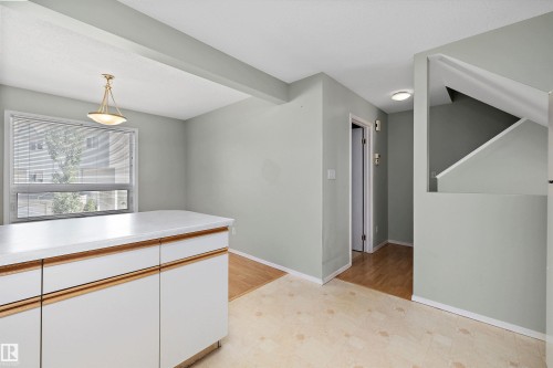 #29 9520 174 St Nw, Edmonton, AB - Indoor