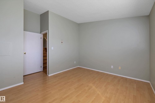#29 9520 174 St Nw, Edmonton, AB - Indoor Photo Showing Other Room