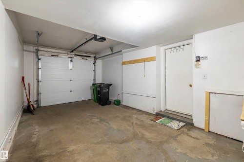 #29 9520 174 St Nw, Edmonton, AB - Indoor Photo Showing Garage