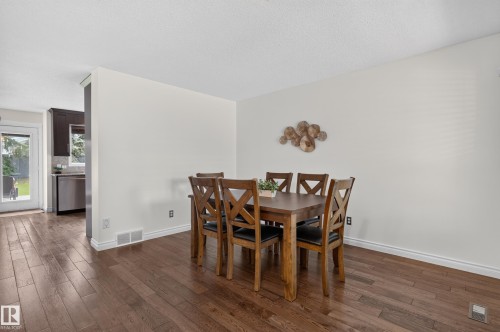 12724 148 Avenue Nw, Edmonton, AB - Indoor Photo Showing Dining Room
