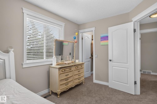 12724 148 Avenue Nw, Edmonton, AB - Indoor Photo Showing Bedroom
