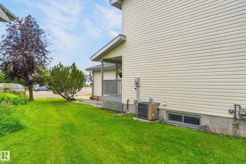 12724 148 Avenue Nw, Edmonton, AB - Outdoor With Exterior