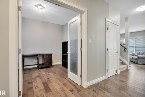 208 Bridgeport Close, Leduc, AB - Indoor Photo Showing Other Room