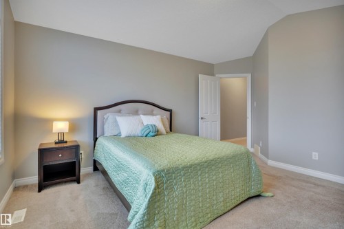 208 Bridgeport Close, Leduc, AB - Indoor Photo Showing Bedroom