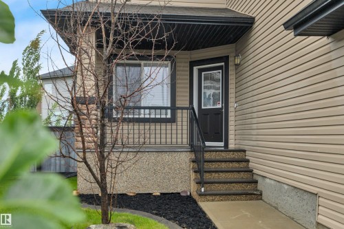 208 Bridgeport Close, Leduc, AB - Outdoor