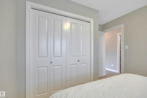 208 Bridgeport Close, Leduc, AB - Indoor Photo Showing Bedroom