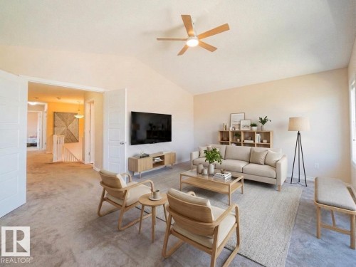 3233 21A Avenue Nw, Edmonton, AB - Indoor Photo Showing Living Room