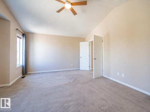 3233 21A Avenue Nw, Edmonton, AB - Indoor Photo Showing Other Room