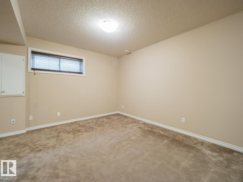 3233 21A Avenue Nw, Edmonton, AB - Indoor Photo Showing Other Room