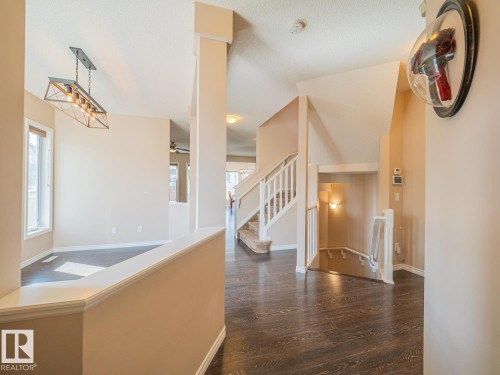 3233 21A Avenue Nw, Edmonton, AB - Indoor Photo Showing Other Room