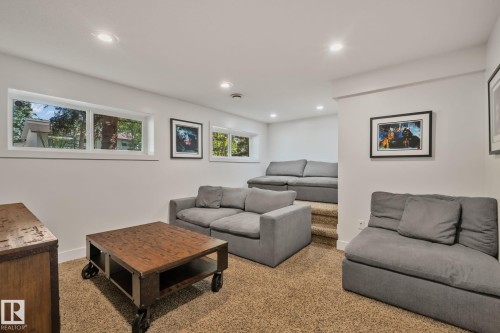 20 Beacon Crescent, St. Albert, AB - Indoor Photo Showing Living Room