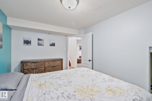 20 Beacon Crescent, St. Albert, AB - Indoor Photo Showing Bedroom