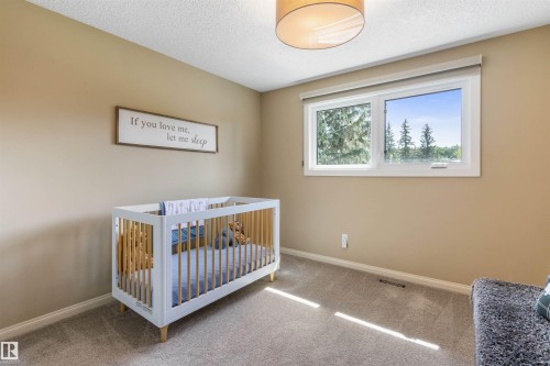 9 Butterfield Crescent, St. Albert, AB - Indoor Photo Showing Bedroom