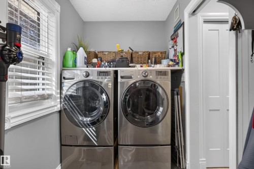 30 Hillcrest Place, St. Albert, AB - Indoor Photo Showing Laundry Room