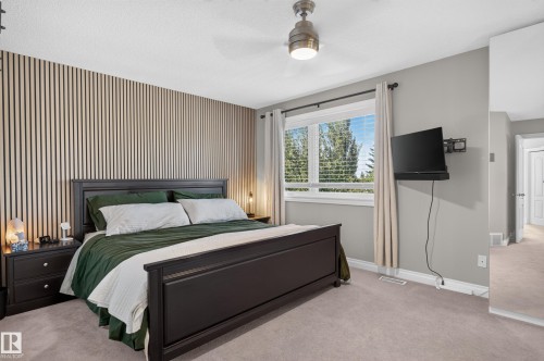 30 Hillcrest Place, St. Albert, AB - Indoor Photo Showing Bedroom