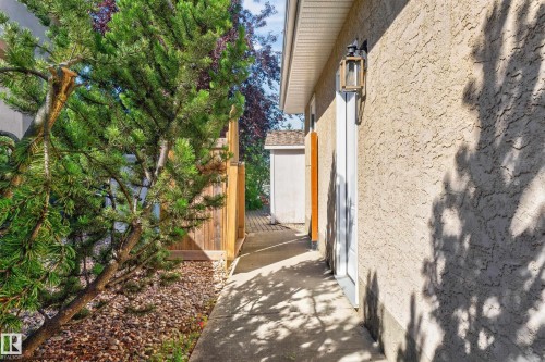 30 Hillcrest Place, St. Albert, AB - Outdoor