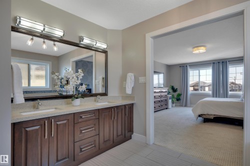 3910 49 Avenue, Beaumont, AB - Indoor Photo Showing Bathroom