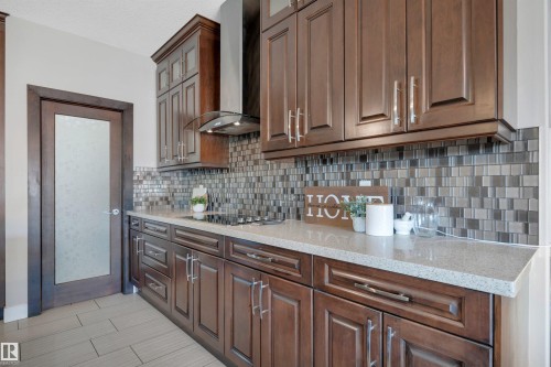 3910 49 Avenue, Beaumont, AB - Indoor Photo Showing Kitchen
