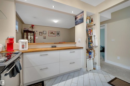 3910 49 Avenue, Beaumont, AB - Indoor