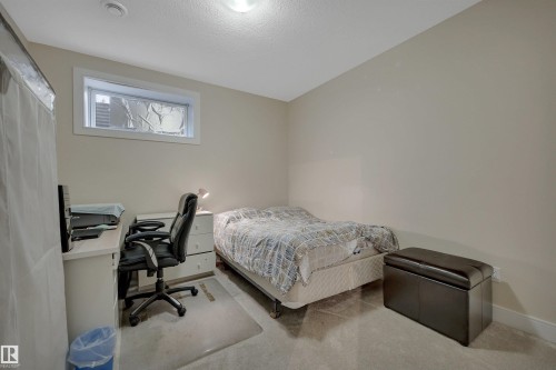 3910 49 Avenue, Beaumont, AB - Indoor