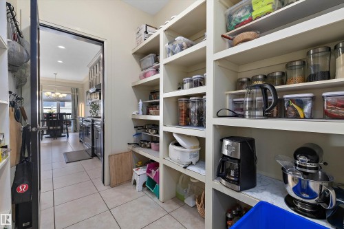 13504 163 Avenue Nw, Edmonton, AB - 