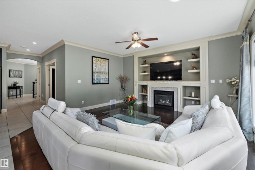 13504 163 Avenue Nw, Edmonton, AB - Indoor Photo Showing Living Room With Fireplace