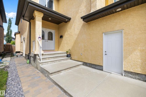 13504 163 Avenue Nw, Edmonton, AB - Outdoor With Exterior