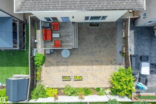 13504 163 Avenue Nw, Edmonton, AB - Outdoor