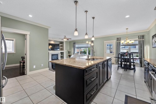 13504 163 Avenue Nw, Edmonton, AB - Indoor Photo Showing Kitchen With Double Sink With Upgraded Kitchen