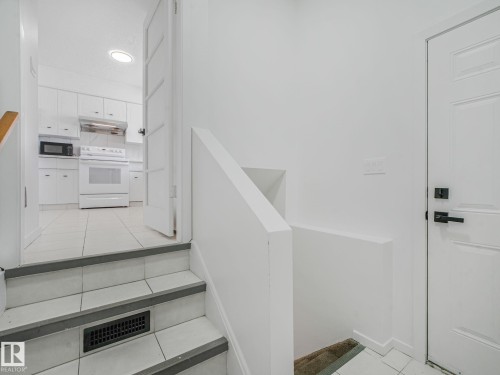 11616 158 Avenue Nw, Edmonton, AB - Indoor Photo Showing Other Room