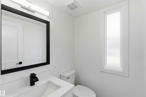Welcome to 350 Clareview Road NW - 350 Clareview Road Nw, Edmonton, AB - Indoor Photo Showing Bathroom
