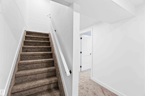 Welcome to 350 Clareview Road NW - 350 Clareview Road Nw, Edmonton, AB - Indoor Photo Showing Other Room
