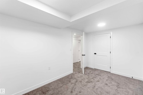 Welcome to 350 Clareview Road NW - 350 Clareview Road Nw, Edmonton, AB - Indoor Photo Showing Other Room