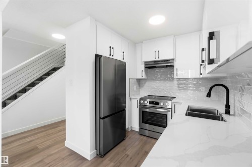 Welcome to 350 Clareview Road NW - 350 Clareview Road Nw, Edmonton, AB - Indoor Photo Showing Kitchen With Stainless Steel Kitchen With Double Sink With Upgraded Kitchen